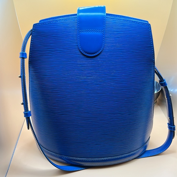 Louis Vuitton Epi Cluny Women's Shoulder Bag Toledo Blue - Excellent Condition - Picture 4 of 17